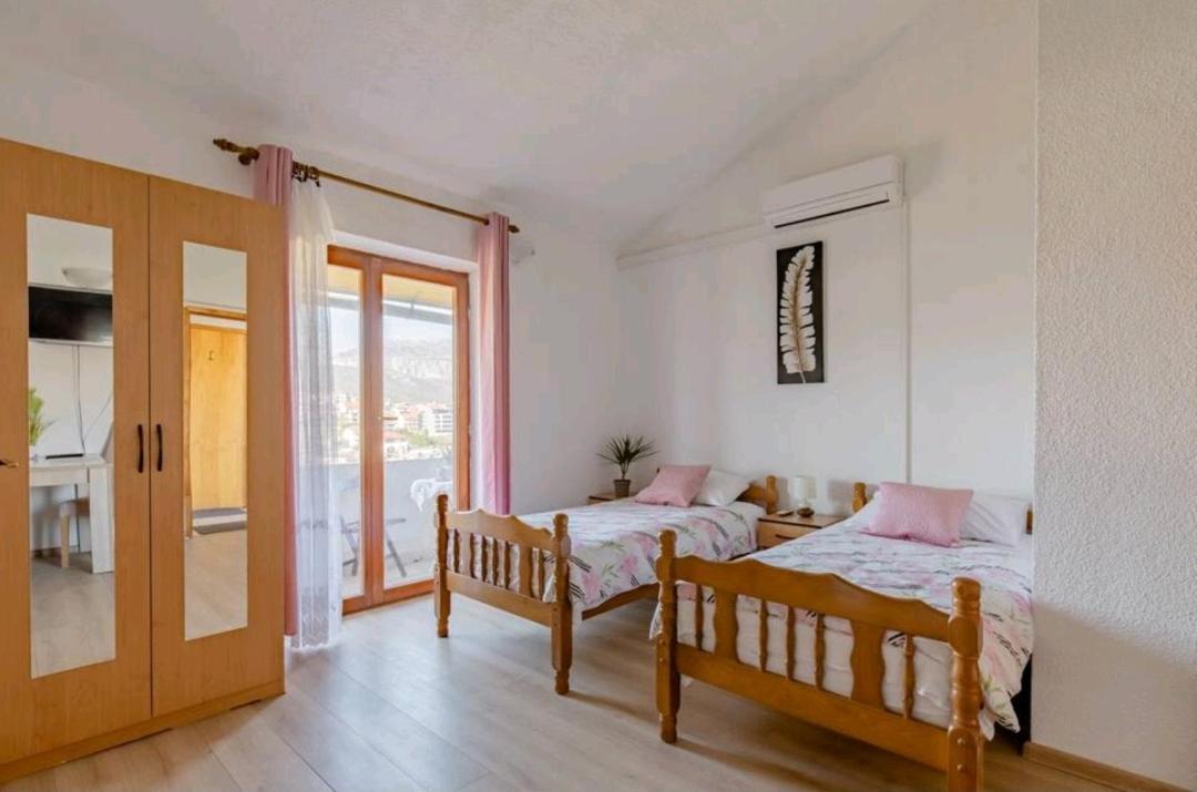 Apartmani Racic Split Zewnętrze zdjęcie